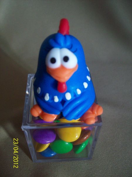 kit 50 caixinha acrilica da galinha pintadinha